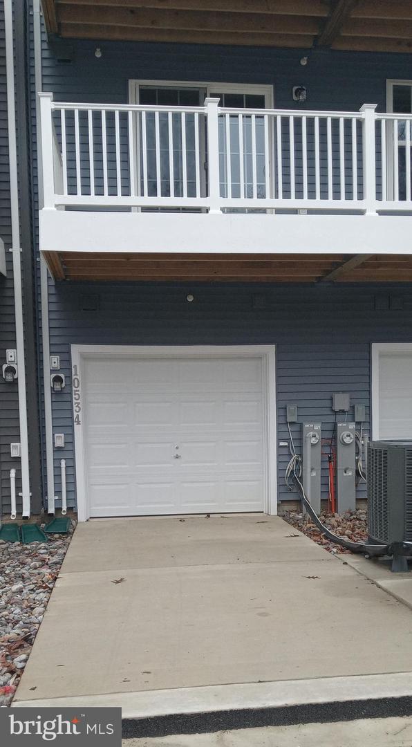 Photo 17 of 17 of 10534 John Glenn St townhome