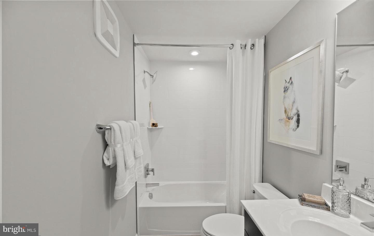 Photo 10 of 17 of 10534 John Glenn St townhome
