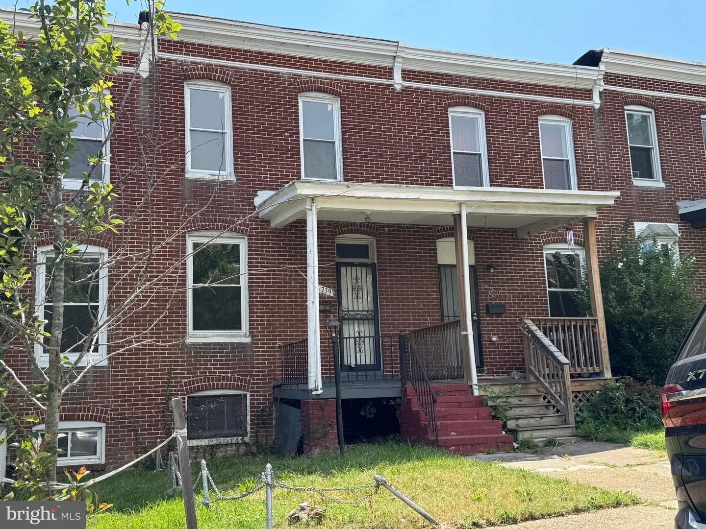 739 E 36th Street