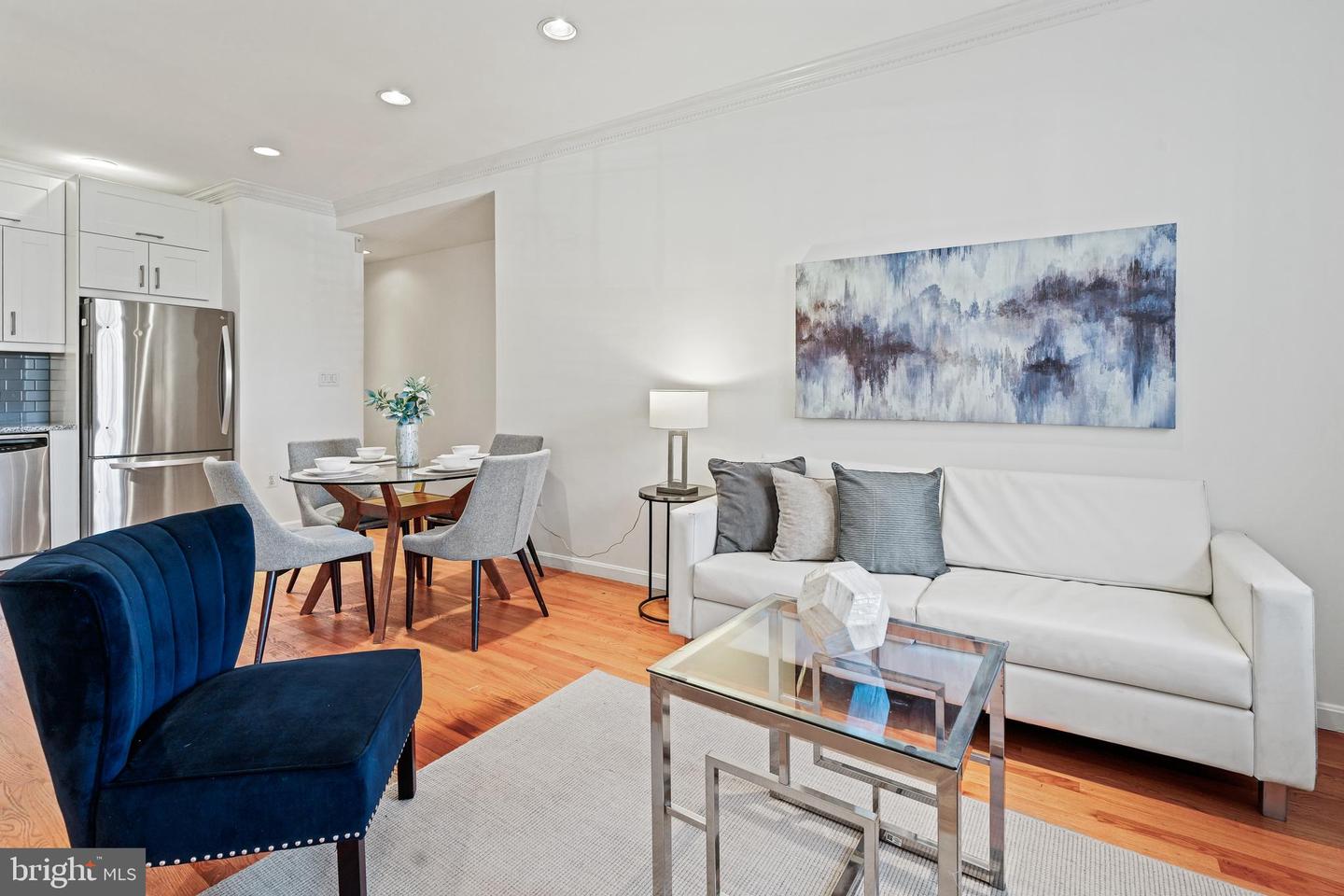 Photo 2 of 27 of 224 Q St NW #A townhome