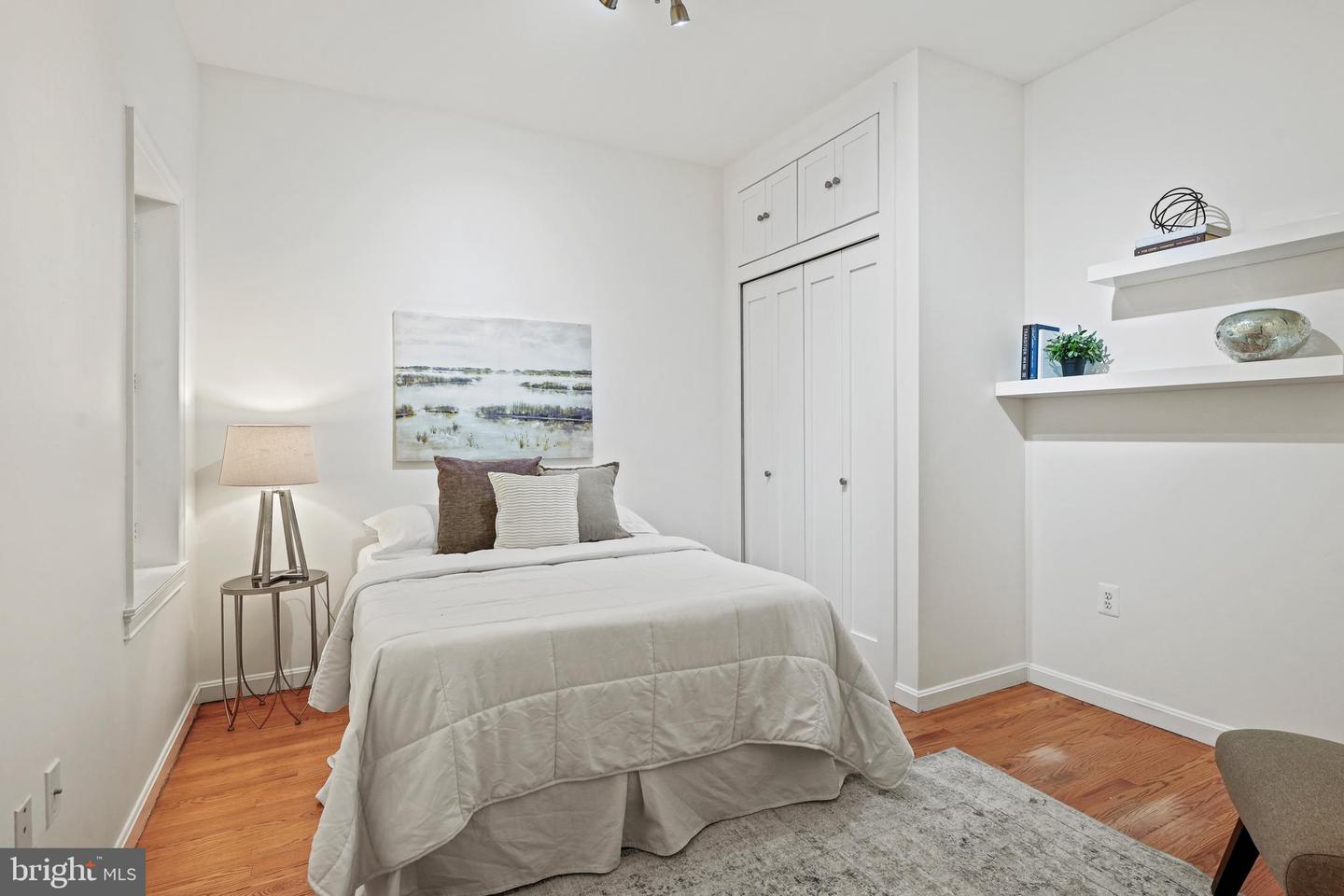 Photo 11 of 27 of 224 Q St NW #A townhome