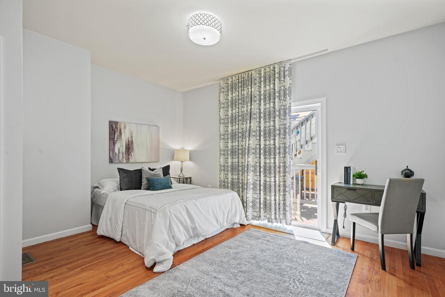 Photo 14 of 27 of 224 Q St NW #A townhome