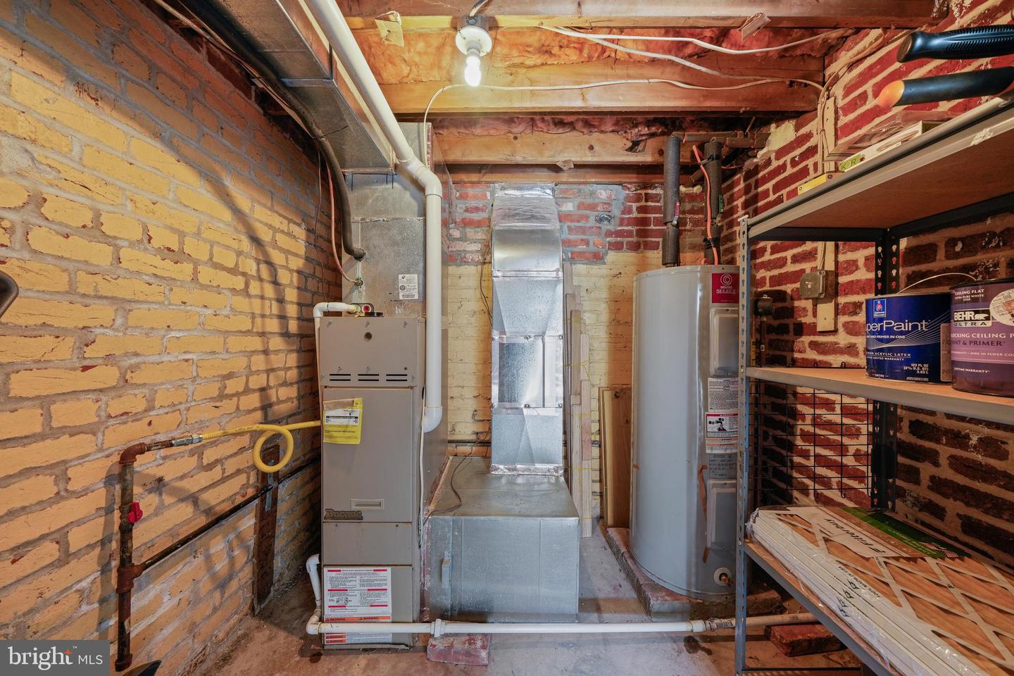 Photo 22 of 27 of 224 Q St NW #A townhome