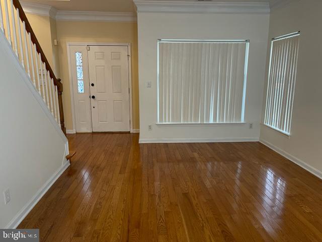 Photo 5 of 38 of 47 Brownstone Rd house