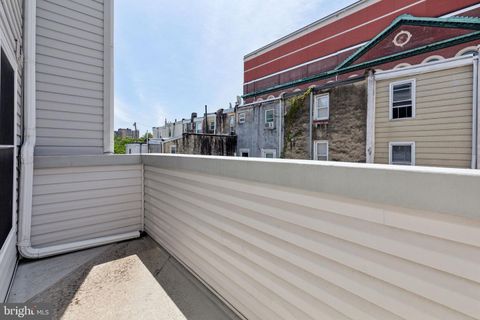 Townhouse in Philadelphia PA 1716 Seybert STREET 21.jpg