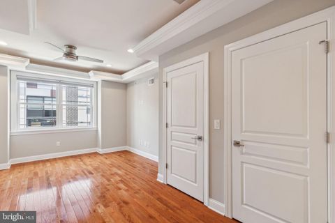 Townhouse in Philadelphia PA 1716 Seybert STREET 35.jpg