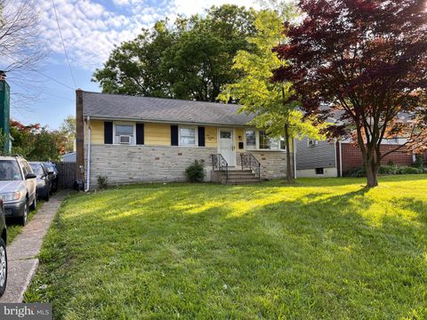 Single Family Residence in Ewing NJ 171 Clover AVENUE.jpg