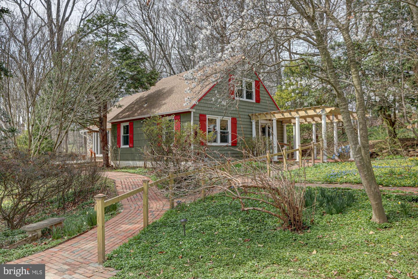 520 Clarks Ln