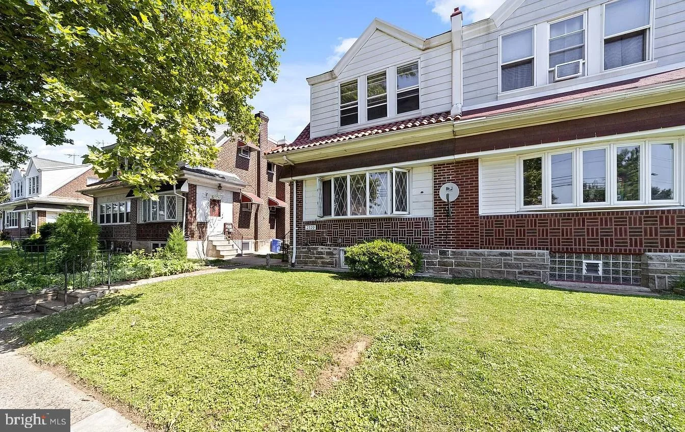 2329 Rhawn Street