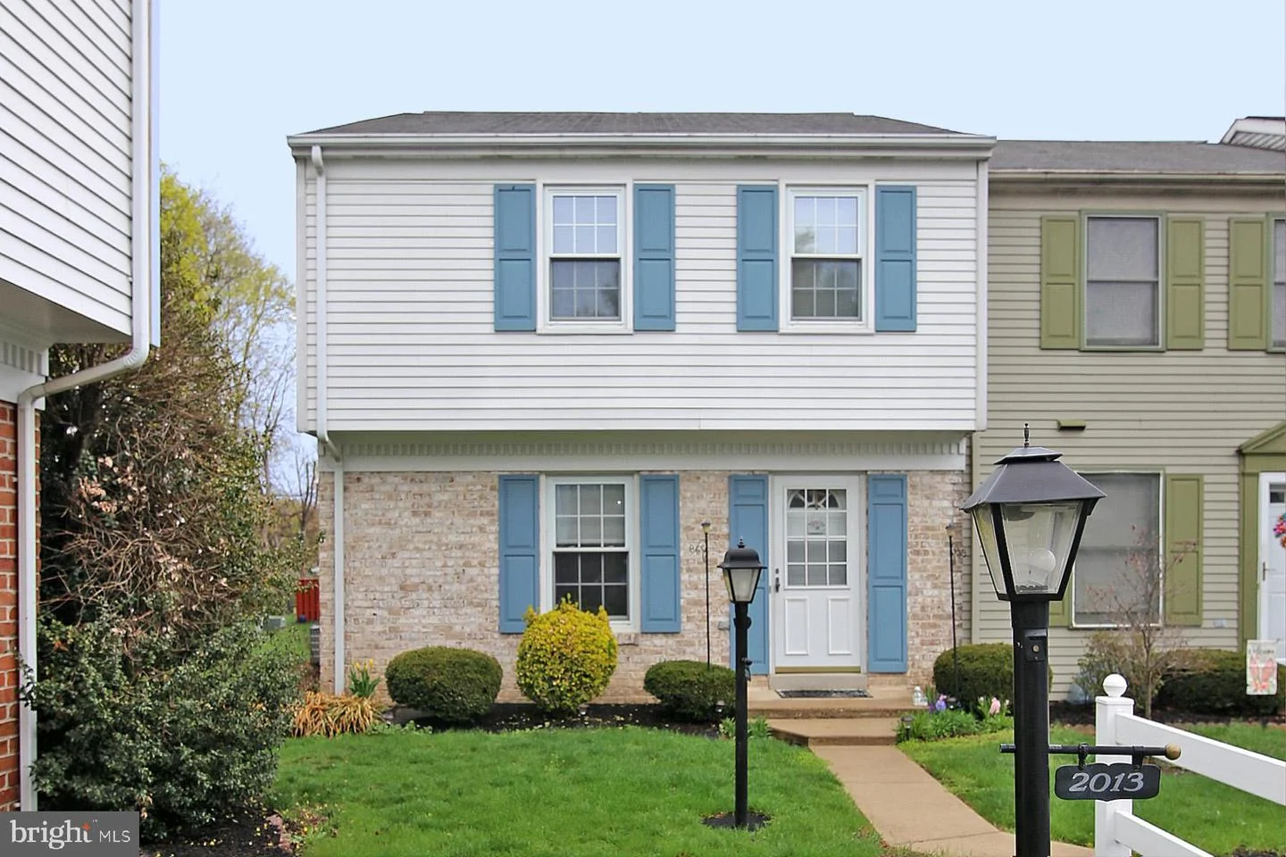 2011 Carlton Drive