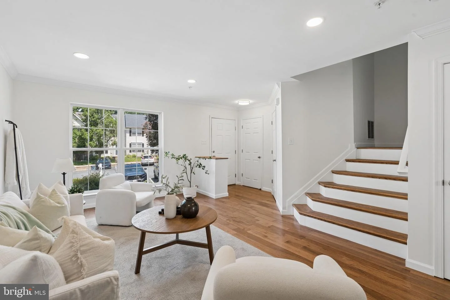 737 Shallow Ridge Court