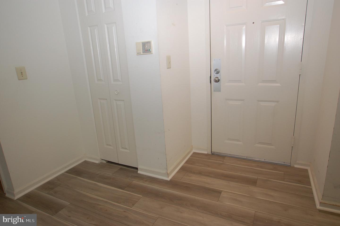 Photo 12 of 43 of 7303 Centennial Sta condo