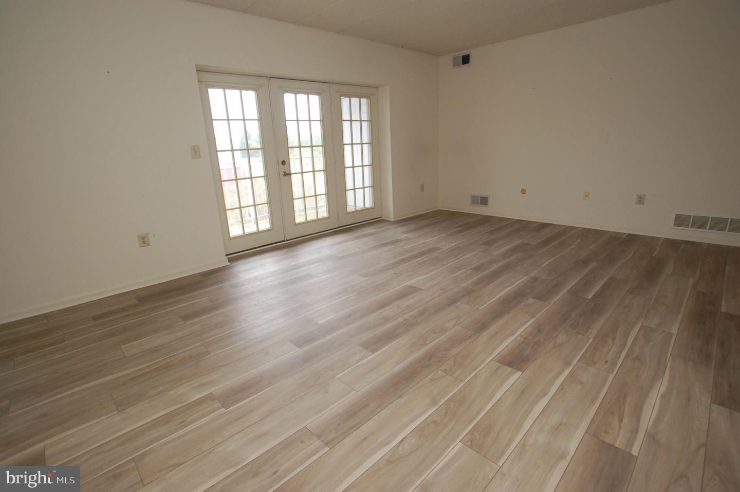 Photo 11 of 43 of 7303 Centennial Sta condo