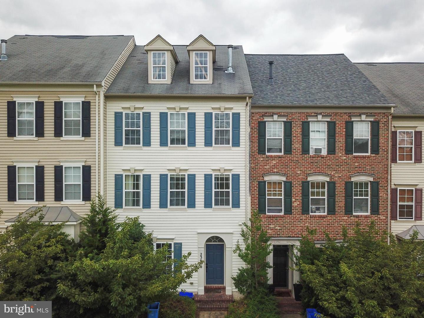 View Clarksburg, MD 20871 townhome