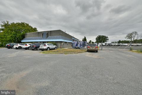 719 & 800-850 Mt Holly Edgewater Park NJ 08010