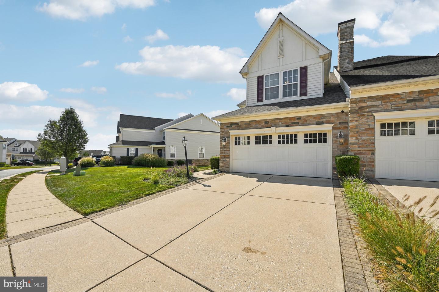 Photo 5 of 64 of 447 Majestic Prince Cir townhome