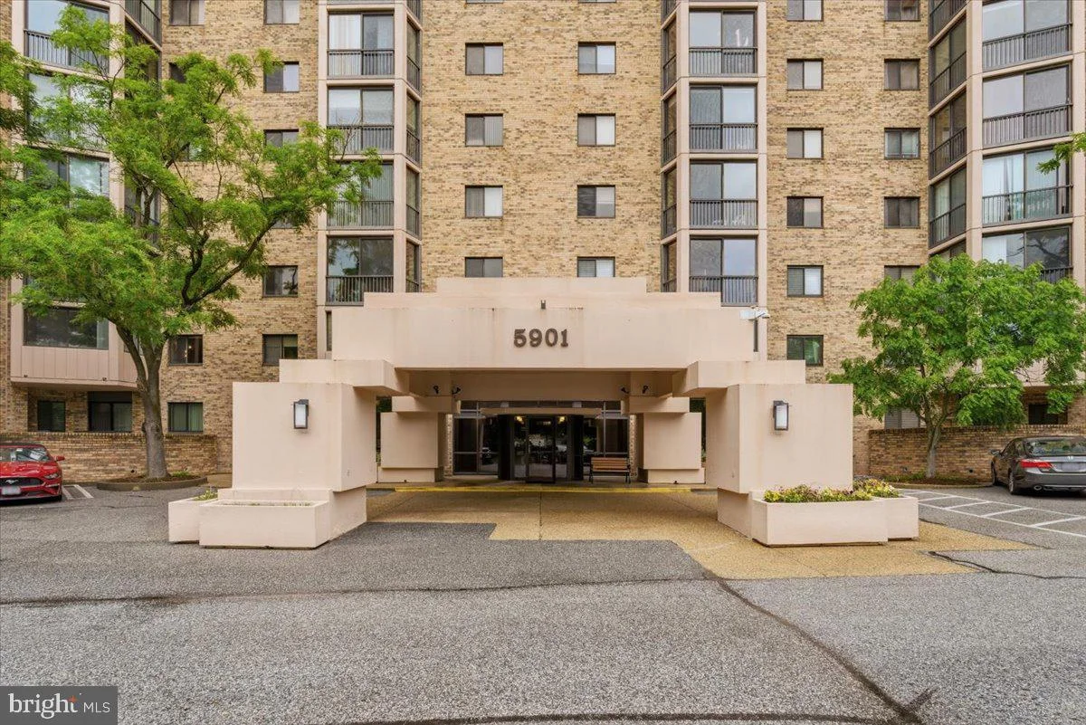 5901 Mount Eagle Drive Unit 104
