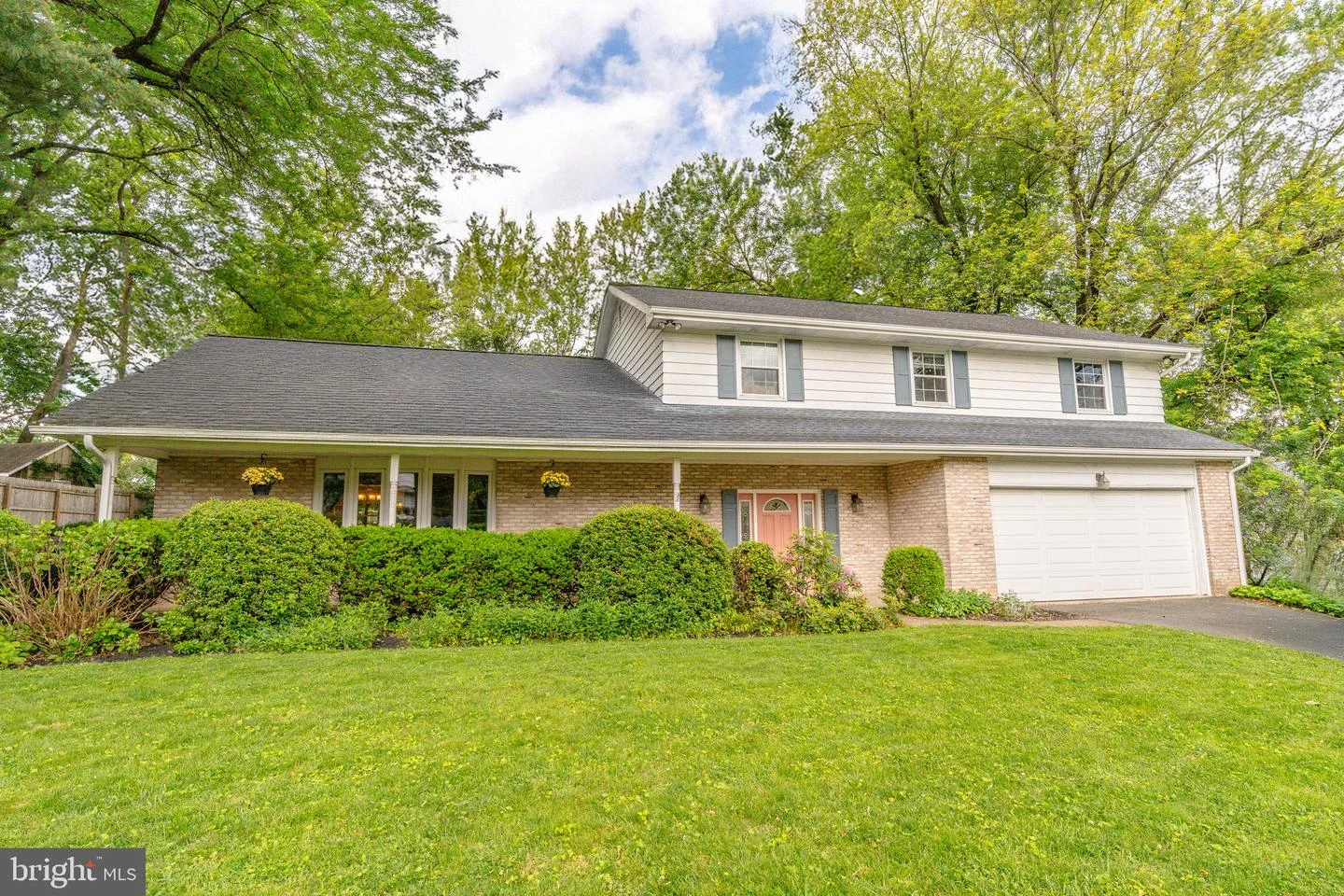 1409 Smokehouse Lane
