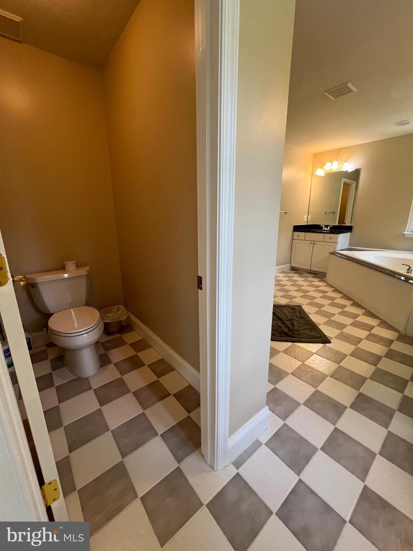 Photo 41 of 57 of 9000 Ridgely Dr house