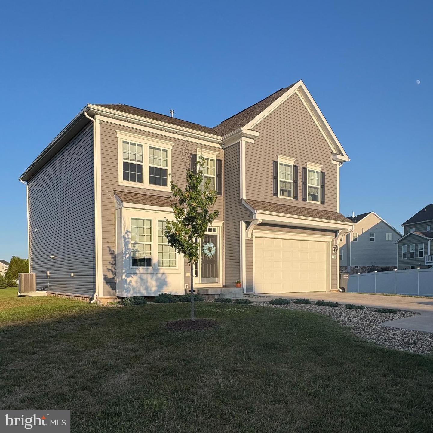 215 Upperville Dr, Stephens City, VA, 22655