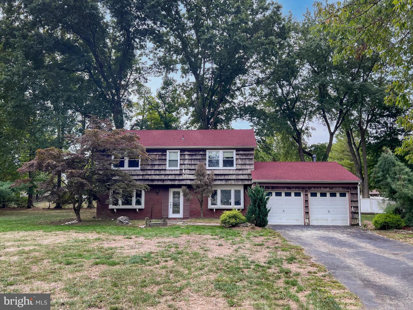 Photo 1 of 23 of 6 Forman Ct house