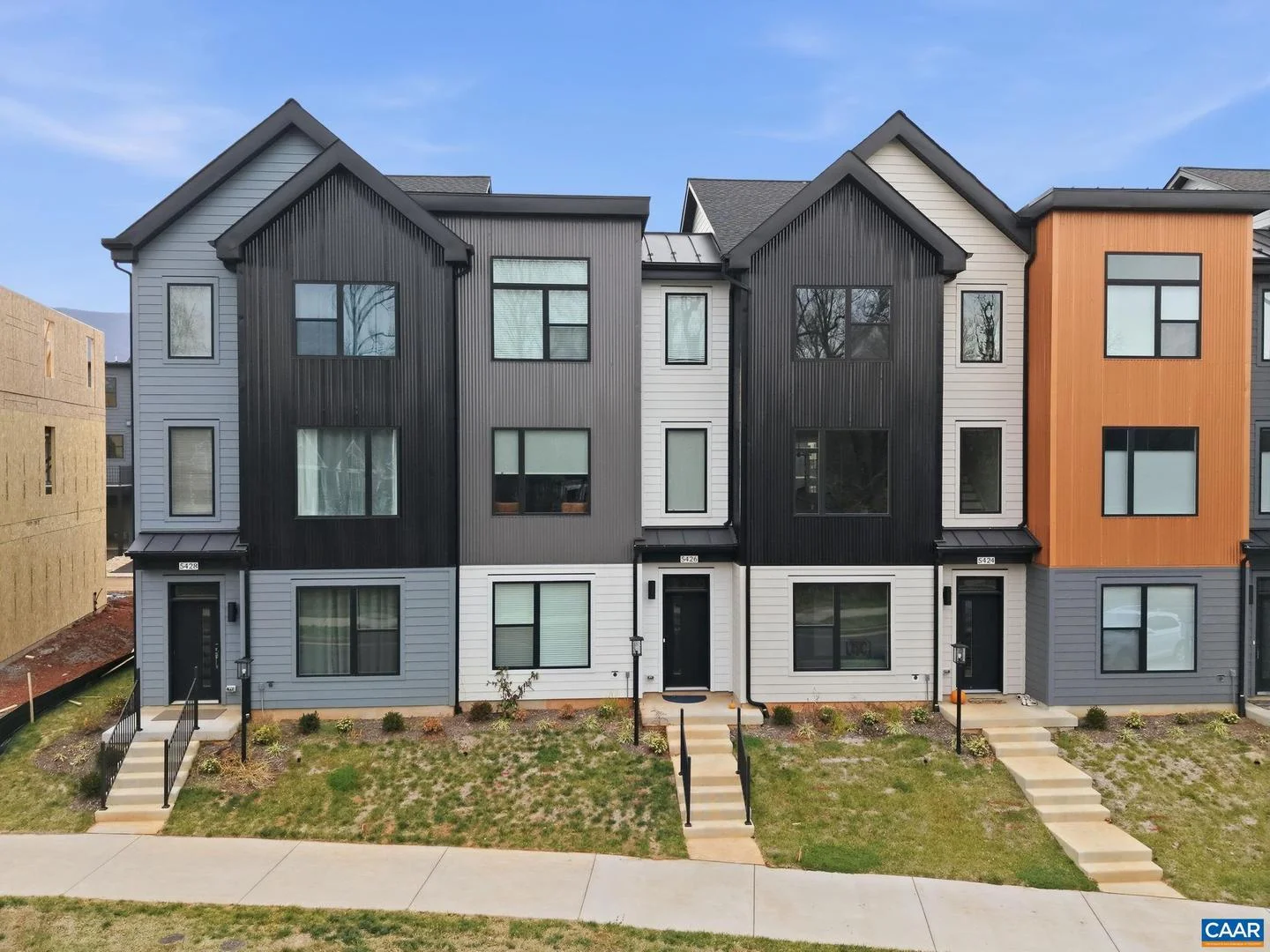 5428 Golf Dr