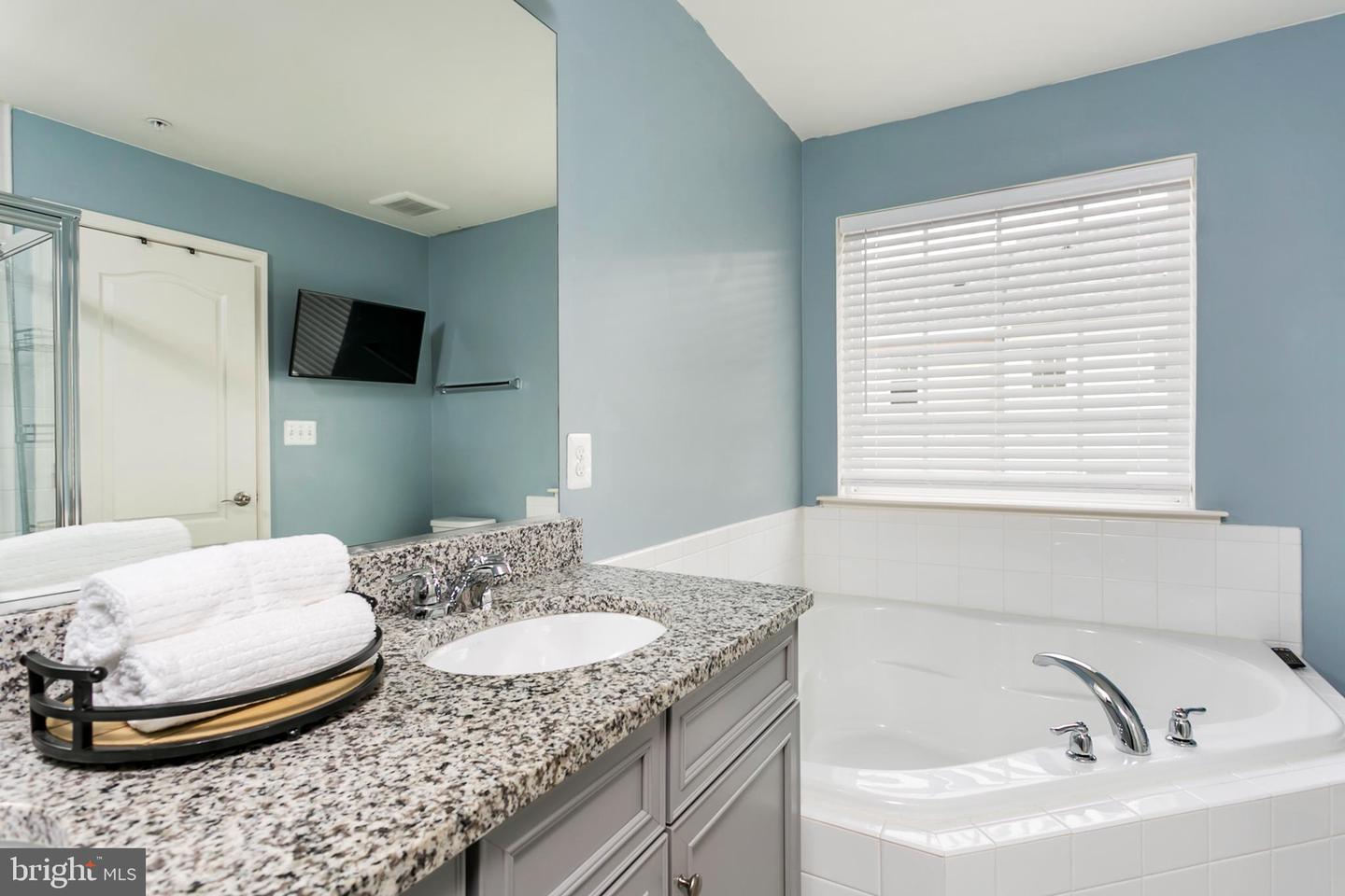 Photo 5 of 29 of 963 Morgan Run Rd townhome