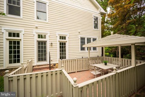 Single Family Residence in Arlington VA 2359 Lincoln STREET 91.jpg