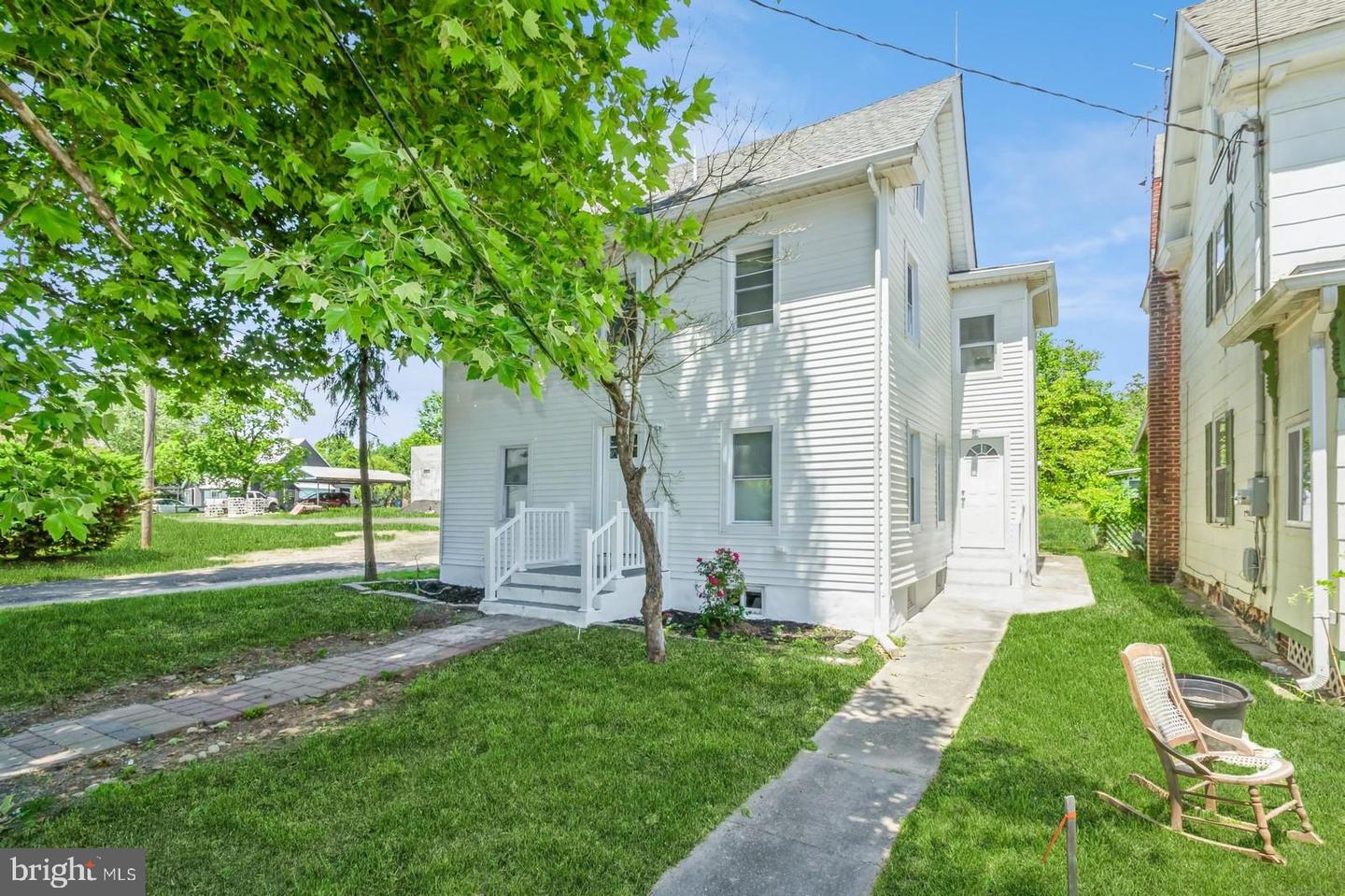 Listing image 1