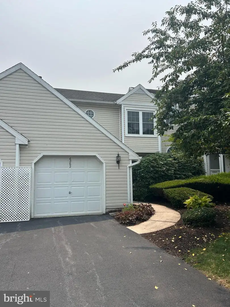 6262 Spring Knoll Drive, Harrisburg, PA, 17111