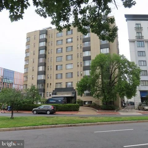 1 Scott Circle NW Unit 419