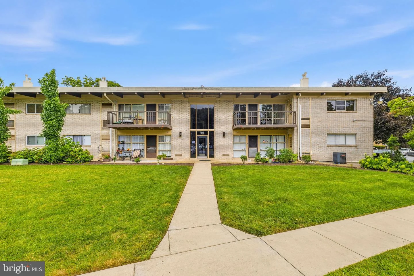 4961 Americana Drive Unit 208