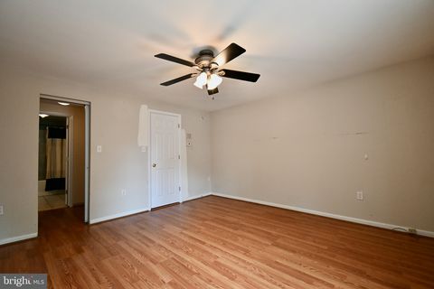 Duplex in Wilmington DE 1312 Dupont STREET 30.jpg