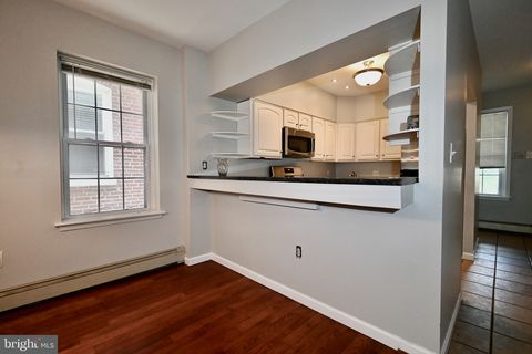 Duplex in Wilmington DE 1312 Dupont STREET 21.jpg