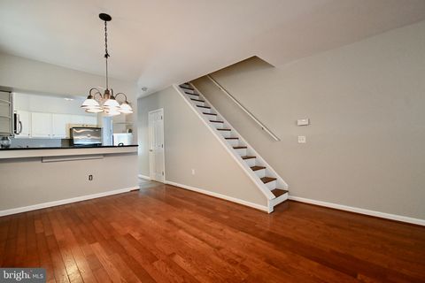 Duplex in Wilmington DE 1312 Dupont STREET 22.jpg