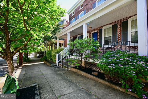 Duplex in Wilmington DE 1312 Dupont STREET 40.jpg