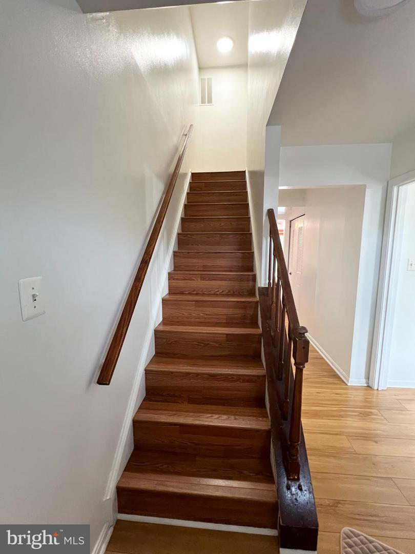 Photo 2 of 9 of 1023-C Margate Ct townhome