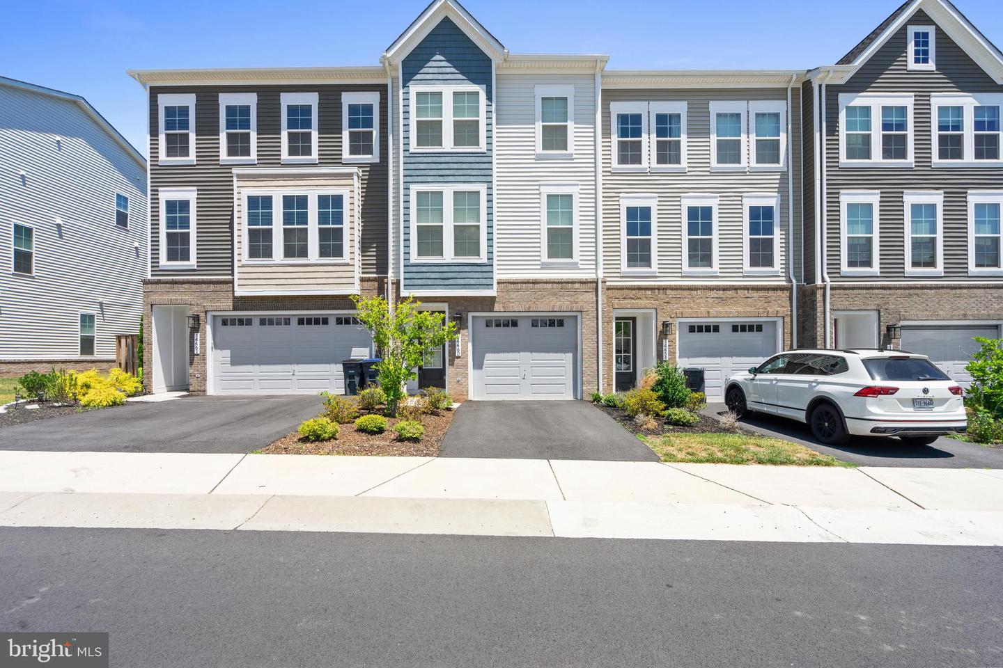 View Gainesville, VA 20155 townhome