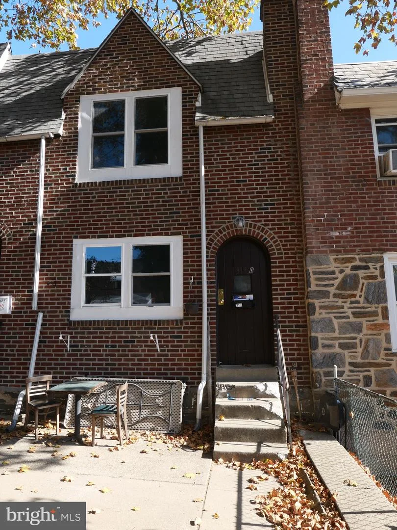 313 Hampden Road