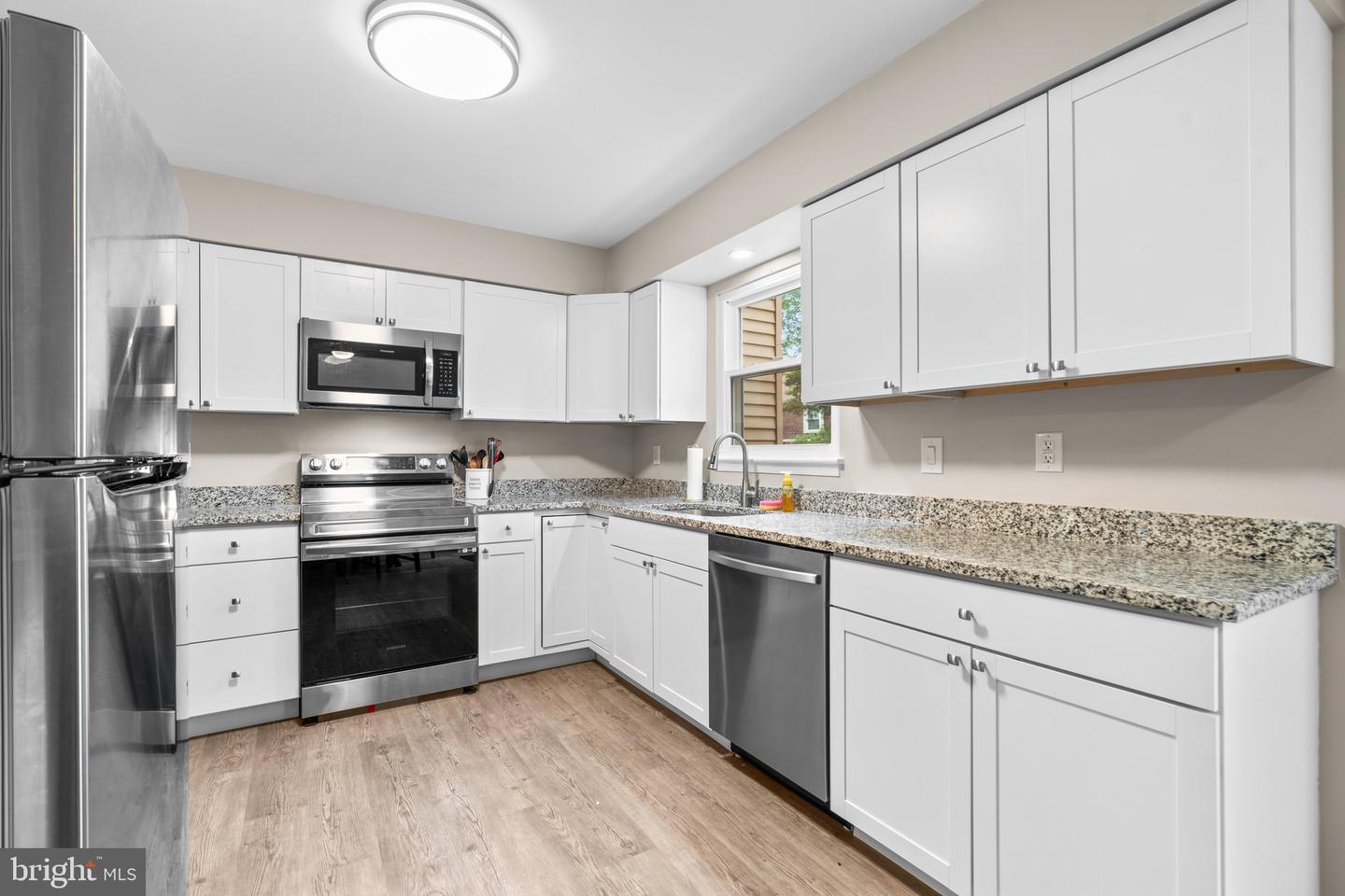 Photo 14 of 46 of 3824 Lansdale Ct #9-54 townhome