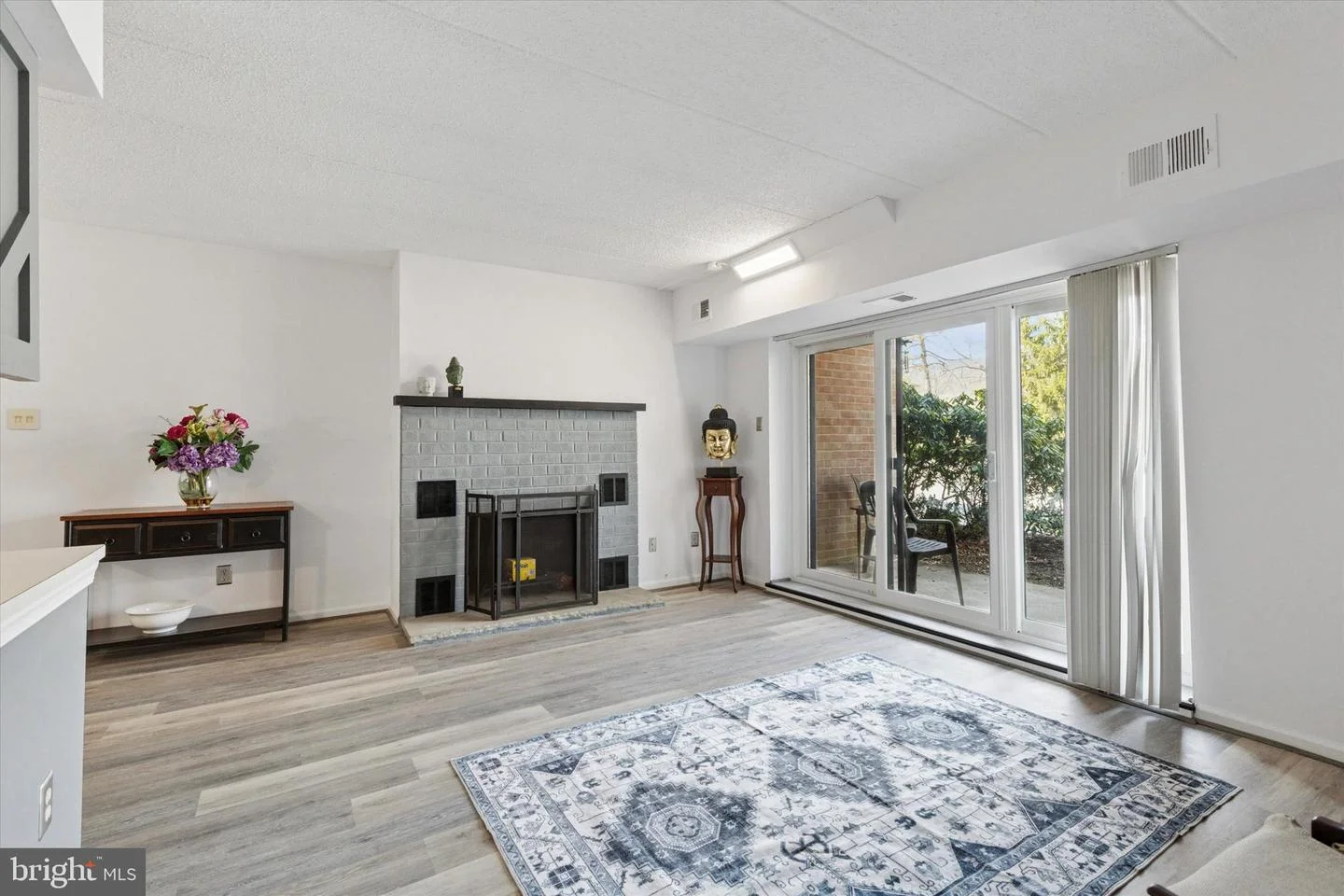 1012 Washington Place Unit 12