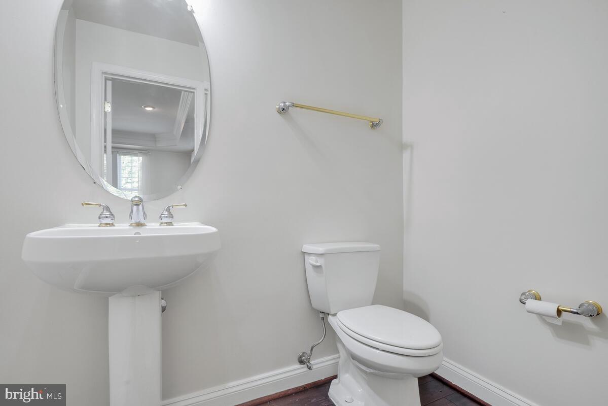 Photo 11 of 32 of 7120 Mason Grove Ct #33 townhome