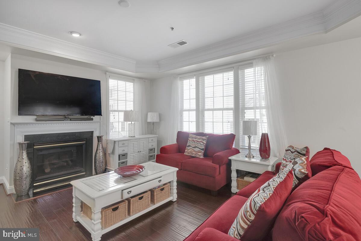 Photo 8 of 32 of 7120 Mason Grove Ct #33 townhome
