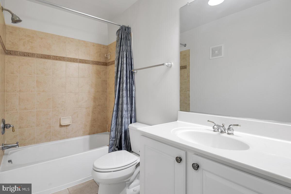 Photo 30 of 32 of 7120 Mason Grove Ct #33 townhome