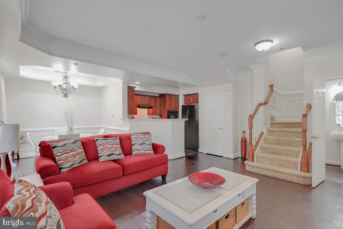 Photo 9 of 32 of 7120 Mason Grove Ct #33 townhome