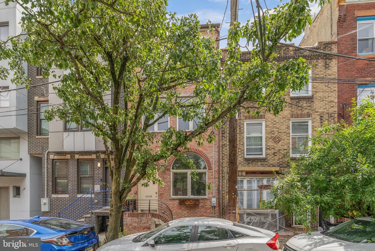 226 W Wildey Street