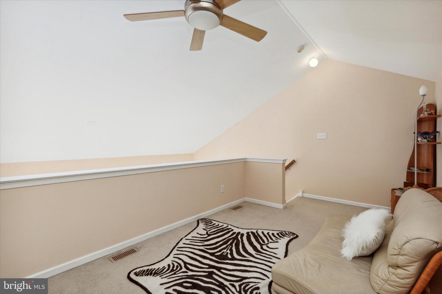 Photo 18 of 23 of 216 Tanager Ct #255 townhome