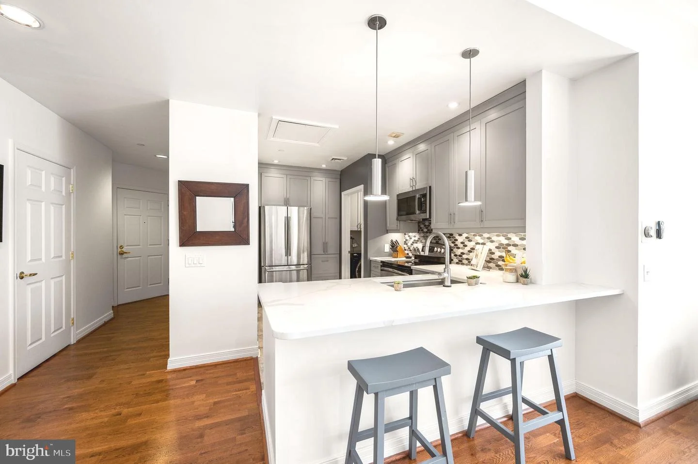 1600-18 Arch Street Unit 618