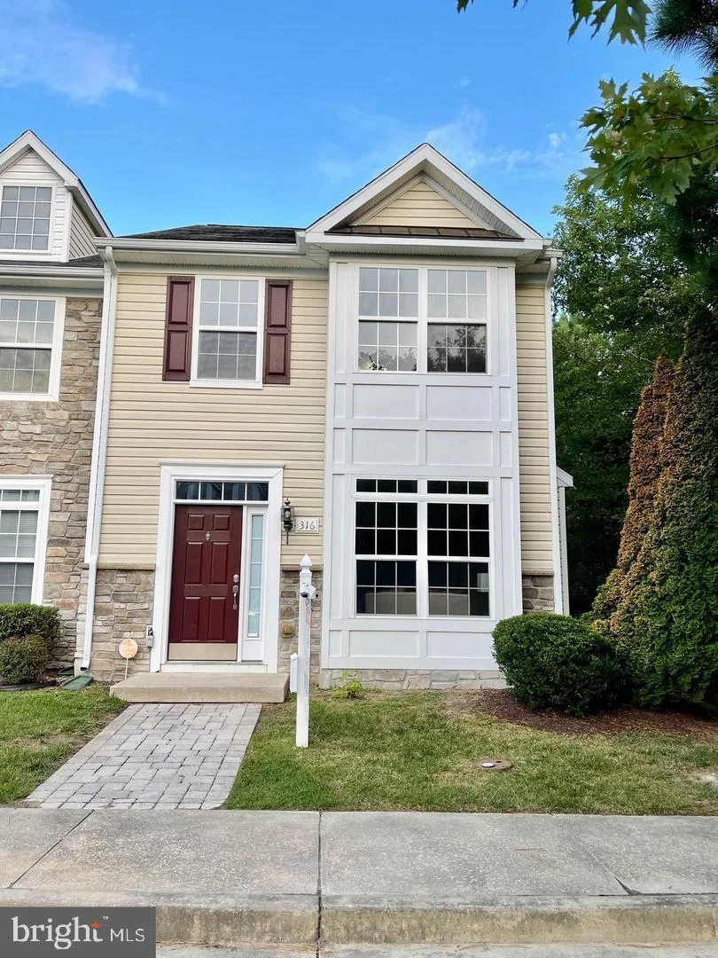 316 Old Squaw Court