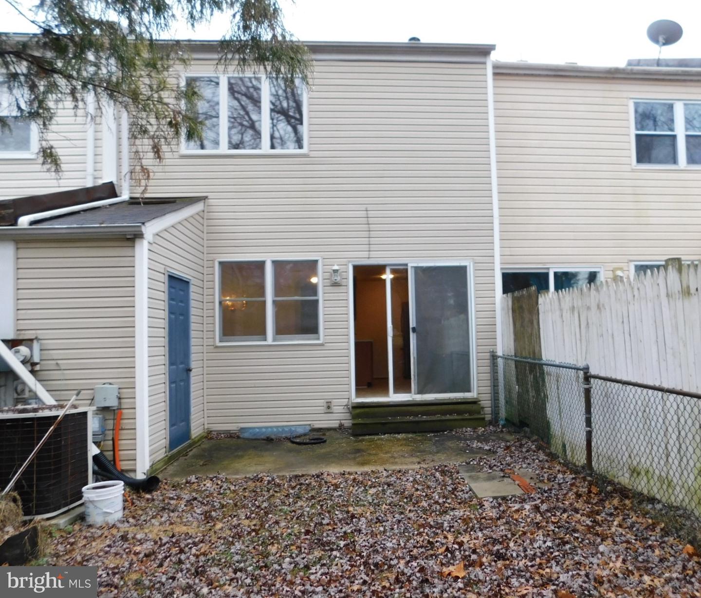 Photo 19 of 20 of 45 Gilbert Ct townhome